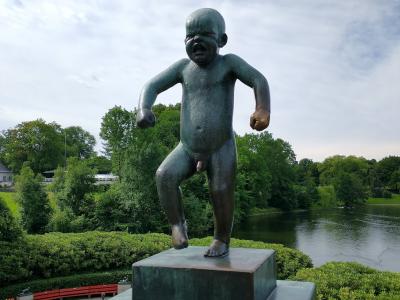 Vigeland Park angry british child